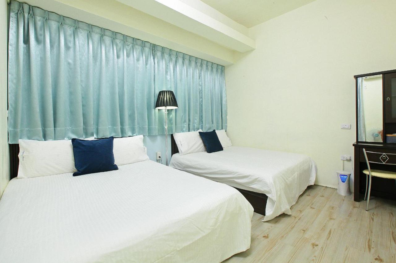 Rara Stay Taichung Extérieur photo